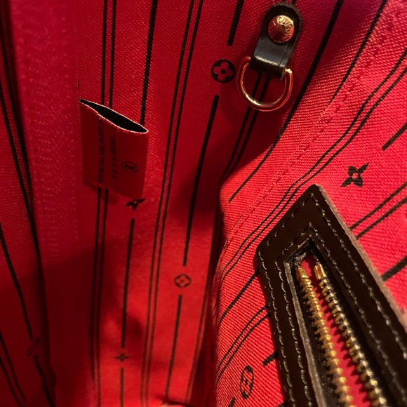 Louis Vuitton Neverfull Damier Ebene MM - Picture 13 of 16